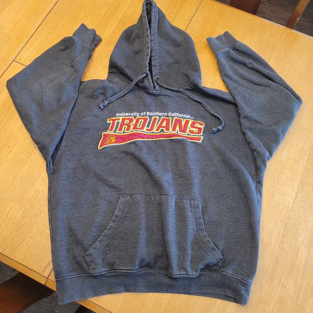 Size large USC